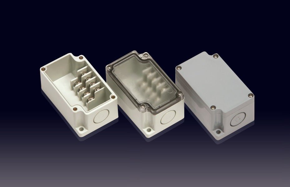 Boxco Terminal Box 4 - pole 1.97 x 3.23 x 1.69 Inches(50 x 82 x 43mm) IP67, IK08, ABS, Grey Cover - BC - AGG - 4PH - powersupplymall.com